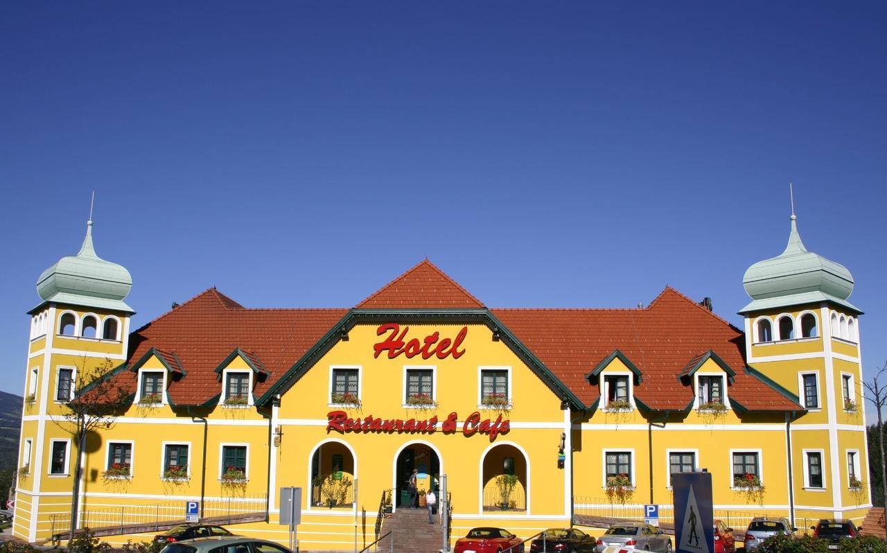 Autobahnrestaurant & Motorhotel Zoebern Exterior foto